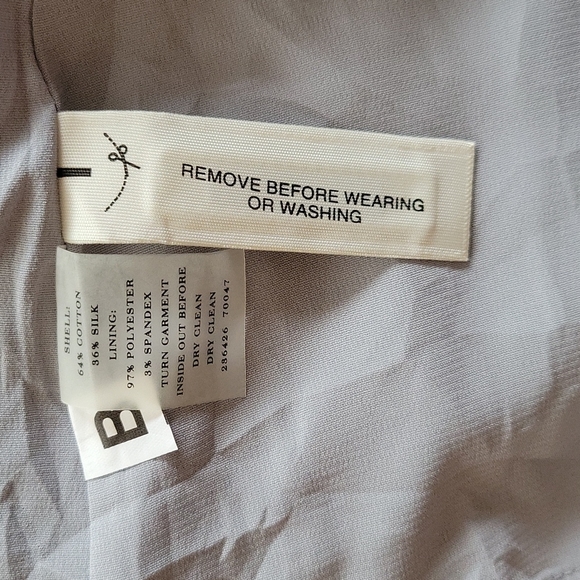 Ann Taylor Sleeve less Top - Picture 5 of 5